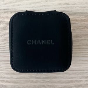 🎁 Chanel Travel Watch Case Brand New